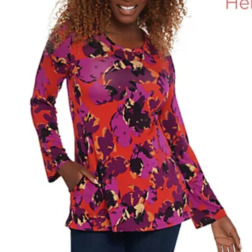 Nwot Logo Statement Top Nwot
